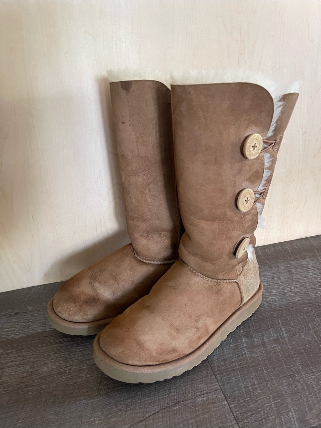 Ugg Tan Sheepskin Winter Boots